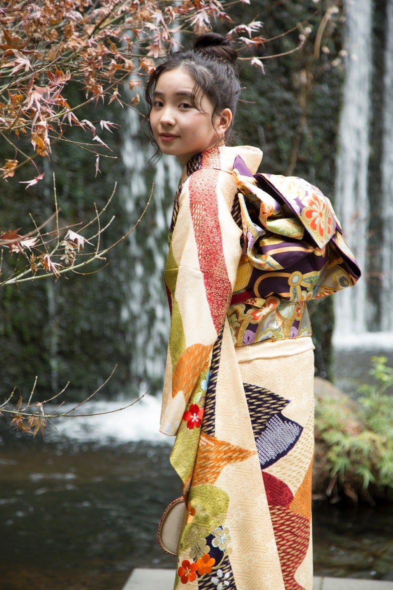 哀川翔の娘・福地桃子、晴れ着で新成人の抱負 家族との